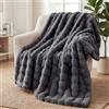 SHANNA Coperta Plaid Super Morbida Pile Peluche di Coniglio Caldo e Spesso 230x250cm, 1000 g/m² Divano Coperta Fluffy di Alta Qualità, Versatile Coperta Matrimoniale per Camera da Letto Viaggi, Grigio Scuro