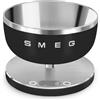 Smeg, Bilancia da Cucina Digitale KSC01BLMWW, Ciotola in Acciao Inox Removibile, Quattro Unità di Misura g/ml e lb.oz/fl.oz, con Funzione Tara, Portata Massima 5kg, Nero