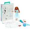 Disney Store Official Bambola Disney Story Ariel, La Sirenetta (Live Action 2023), 24,5 cm, con Sebastian, 2 Vestiti, Accessori, Set per attività e da colorare, dai 3 Anni in su