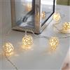 Lights4fun Filo di 16 palle di vimini illuminate a LED bianchi a pile