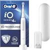Oral-B Spazzolino Elettrico Ricaricabile iO 4N, Sensore di Pressione, Connessione Bluetooth, 4 Modalità di Spazzolamento, 1 Testina, 1 Spazzolino, 1 Custodia da Viaggio, Bianco, Idea Regalo