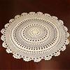 UOOOM 2 centrini fatti a mano all'uncinetto, tovaglia cava rotonda in cotone pizzo tovagliette con motivo floreale (beige, diametro 25 cm)