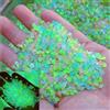 KARLOR 6000 pezzi di sabbia colorata, piccola ghiaia luminosa, sabbia luminosa colorata, pietre notturne, pietre fluorescenti per giardinaggio in acquario, pietre decorative, aquascape 3-5 mm/150 g
