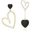 EVER FAITH Orecchini spaiati per Donne, orecchini asimmetrici a goccia con cuore, Queen of Cuores, con cuore nero in oro 14K