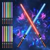 SOARFLY Spada laser lightsaber 12 colori, SOARFLY 2 pezzi spada laser bambini adulti FX simulazione di combattimenti film font audio per feste, regali, cosplay