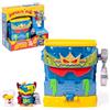 SUPERTHINGS RIVALS OF KABOOM SUPERTHINGS KAZOOM Power - Hidden Base Mr. King. Tana di Mr. King della serie TV di Clan Kazoom Power. Contiene 1 Base Hiddden, 1 Mr King Esclusivo, 1 Rum Esclusivo