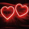 HFHungkeong Segno del Heart Led 2 pezzi,Lampada al neon a forma di cuore d'amore di San Valentino alimentata a batteria per Matrimonio Decorazione della parete della stanza delle donne della ragazza(Rossa)