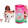 Barbie Cutie Reveal - Bambola Chelsea con costume di peluche da gattino-panda rosso e 6 accessori a sorpresa cambia colore, serie Amici Cuccioli, giocattolo per bambini, 3+ anni, HRK28