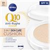 NIVEA Q10 Plus Anti-Age 3in1 Skin Care Cushion 15ml, Crema colorata viso idratante e anti-età, Crema Viso antirughe e BB cream FP15, Fondotinta cushion arricchito con Coenzima Q10, 01 Light-Medium