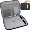 MyGadget Porta Tablet da 13 Pollici [ 35 x 22 cm ] - Custodia con Interno Morbido e Manico - Spazio per Mouse & Accessori - per iPad Pro | Air & Galaxy Tab - Nero