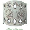 Ceramica Sarda Applique artigianale sarda pavoncella rombo piccola fatto a mano in ceramica 1XE14 904/20