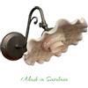 Ceramica Sarda Applique artigianale sarda con piatto pavoncella ondulato struttura antracite fatta a mano in ceramica 1XE27 400/ANT/20