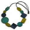 Avalaya Collana in corda di cotone nero con perline geometriche in legno verde acqua, oliva, blu, lunghezza 86 cm, regolabile