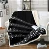 Loussiesd Coperta con note musicali, motivo personale, sherpa, per adulti, musica classica, a tema, coperta in pile in bianco e nero, decorazione della stanza, 76,2 x 101,6 cm