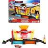 Mattel CARS - Autolavaggio Corsa Cambia Colore, playset Disney Pixar con rampa e vasca lungo 50+ cm, include il veicolo Saetta McQueen Cambia Colore, giocattolo per bambini, 4+ anni, JBM70