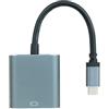 Blendend Convertitore da USB-C a VGA realizzato in alluminio grigio. Ha una lunghezza di 10 cm e consente di collegare dispositivi USB-C a display VGA. Ideale per presentazioni e conferenze.