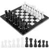 Radicaln Set di scacchi in marmo 30,5 cm, gioco di scacchi fatto a mano in bianco e nero, 1 scacchiera e 32 pezzi di scacchi, gioco da tavolo per giochi a 2 giocatori, set di scacchi per adulti