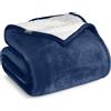 Bare Home Coperta Sherpa 230 x 270 cm in Blu Scuro - Coperta soffice e Morbida per Divano e Letto - Calda, Leggera e Reversibile - Certificata Oeko-Tex
