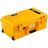 PELI 1535 Air Trolley Protettivo Leggero per Camera e Droni, Impermeabile e resistente alla polvere, 27L di Capacità, Fabbricato in USA, Con inserto in schiuma personalizzabile, Colore: Giallo