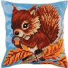 Collection D'Art Cross Stitch - Kit per cuscino: scoiattolo con nocciola, multicolore, 40 x 40 cm
