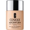 Clinique Even Better Glow SPF15 CN20 - Fondotinta liquido