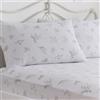 Dreams & Drapes - Lenzuolo con angoli per letto matrimoniale (190 x 140 x 28 cm) - 2 federe incluse - Lenzuola bianche e federe con fiori lilla - Biancheria da letto bianca - Copripiumino coordinato