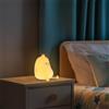 M mimotec - Lampada da comodino a forma di banana con LED touch per bambini, temperatura calda 3000K, design creativo ideale per bambini con finitura opale. LM9209
