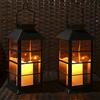 Tomshine Lanterna Solare da Esterno in Confezione da 2 con Candela LED Senza Fiamma, Lanterna da Esterno Impermeabile IP44, Lanterna Solare da Balcone da Giardino - Lanterna a Candela Nera