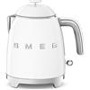 Smeg, Bollitore Elettrico Piccolo KLF05WHEU 0,8 L, Filtro in Acciaio Inox, Autospegnimento di Sicurezza, Indicatore Livello di Acqua, Base Antiscivolo e Avvolgicavo Integrato, Potenza 1400W, Bianco