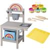 roba x Play-Doh Cucina da Gioco - Legno Certificato FSC - con Tappeto 3D, 6 Barattoli di Plastilina, Strumenti, Scatola e Vaschetta Giocattolo - da 3 Anni