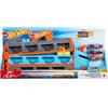 Hot Wheels - Camion 2 in 1 Trasportatore e Pista, veicolo convertibile con 3 macchinine incluse, può contente fino a 20 auto, collegabile ad altri set, giocattolo per bambini, 4+ anni, GVG37