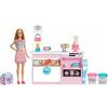 Mattel Barbie La Pasticceria Playset con Bambola Bionda, Isola per Cucinare, Forno e Ac