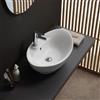 Kiamami Valentina - Lavabo d'Arredo Ovale | Ceramica Bianca | Con Foro Rubinetto e Troppopieno | Dimensioni 59x39x21,5 cm | Lavabo da Appoggio, Bianco, Ceramica