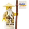 Lego Ninjago: Minifigure Sensei Wu con Bastone da battaglia con abiti abbronzati e coda di cavallo intrecciata