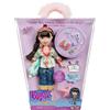 Bratz Slumber Party - Bambola alla moda Jade - Con 2 set di pigiami, peluche e accessori - Per bambini e collezionisti