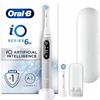 Oral-B Spazzolino Elettrico Ricaricabile iO 6 Grigio, 2 Testine Di Ricambio, 1 Custodia Da Viaggio. 1 Spazzolino