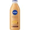 NIVEA Q10 Firming Plus Radiance Gradual Tan (400 ml), Crema rassodante attivante abbronzante con Q10, supporta un'abbronzatura graduale, idratante, per un bagliore radioso baciato dal sole