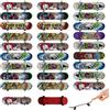 OMJMYY Set di 30 mini skateboard per dita - Giocattolo di skateboard cool - Perfetto per le feste dei bambini - Regalo di Natale