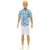 Barbie - Bambola Ken Fashionistas n. 211, dai capelli biondi con look alla moda, t-shirt con cactus, pantaloncini bianchi e sneakers, giocattolo per bambini, 3+ anni, HJT10
