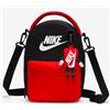 Nike Nan Buddies Lunch Tote Zainetto Con Portachiavi Black/Red
