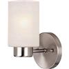 Westinghouse Lighting 62278 - Apparecchiatura da parete da interno Sylvestre a una luce, finitura in nichel spazzolato con vetro a bolle smerigliato