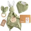 Mikito Set regalo per nascita bambino Mikito - Doudou coniglio, bavaglino bandana, mordedor legno e carta, 100% cotone biologico certificato Oeko-Tex e GOTS - regalo per ragazza e ragazzo (verde oliva)