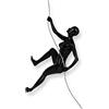 World Art Scultura in resina 'Scalatrice'