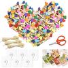 SHENSAIGO 100 mollette in legno a forma di cuore, piccole mollette colorate in legno, mini mollette da bucato con filo di iuta da 30 m, 6 ganci autoadesivi, 3,5 cm, piccole mollette per foto