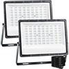 CREATESTAR Faretto Led da Esterno 150W 2 Pezzi, 15000LM Faretti Led Esterni 6500K luce bianca fredda, IP66 Impermeabile Faro Led Esterno per magazzino, garage, giardino, parcheggio, campo sportivo
