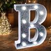 JEMESI Luci LED a Lettere Luminose, Insegna con Lettere Glitterate Argentate che si Illuminano Alimentata a Batteria Luce Notturna per Festa di Compleanno Matrimonio Decorazione Casa Baby Shower-B