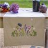 VERVACO Kit Centrotavola Ricamo Prestampato SPLENDORE DEL GIARDINO VIOLA Set Ricamo Biancheria Da Tavola 40 x 100 cm Set Fai Da Te Creativo Size Kit Hobby Creativi Adulti Casa Decor Embroidery Runner