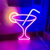 HFHungkeong Insegna al neon rosa, luce LED a forma di bicchiere di vino, alimentata a batteria e USB, luce notturna per decorazione da parete, lampada da cocktail per club, ristorante, negozio