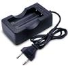 Brightium Caricabatterie 2x18650, compatibile con batterie 18650, ricarica rapida, indicatore LED, ideale per dispositivi elettronici ricaricabili.