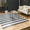 THE RUGS Rainbow Collection - Tappeto da esterno in plastica impermeabile, facile da pulire, per giardino, patio, balcone, campeggio, in plastica vivace, a righe, nero/bianco, 120 x 160 cm